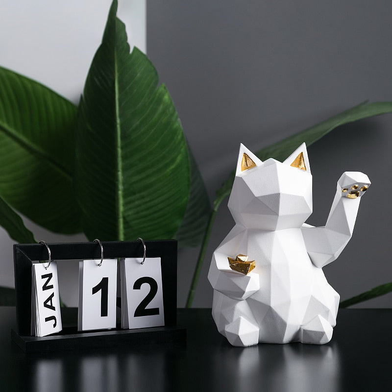 Resin Sculpture Lucky Cat Statue